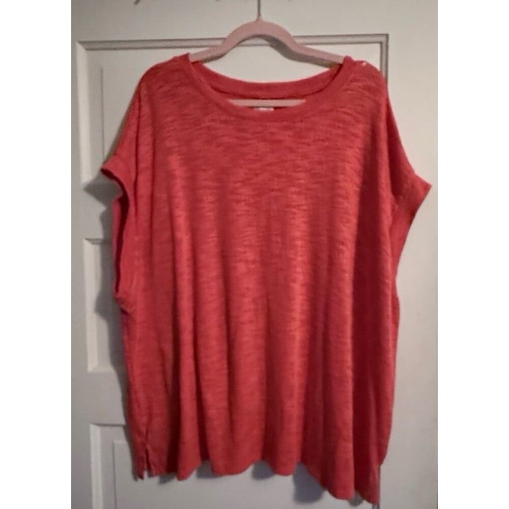Women’s coral top